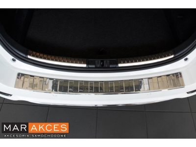 Listwa na zderzak Toyota Auris 2 hatchback od 2015 r.